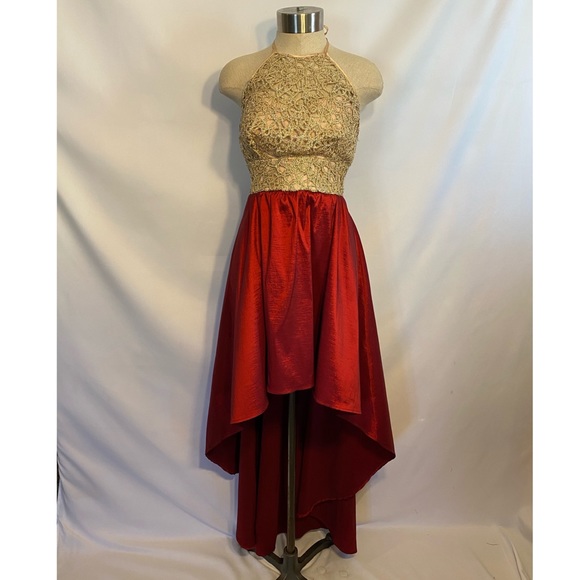 B. Smart red & gold dress. Size 7/8 - Picture 2 of 8